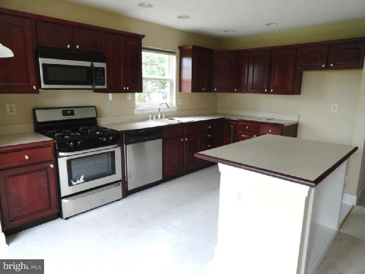 322 Manor Road Harleysville, PA 19438 - Photo 6 of 11 Gallery Image 6