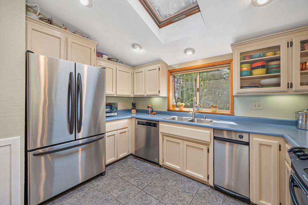 14067 Linden Road Grass Valley, CA 95945 - Photo 20 of 88