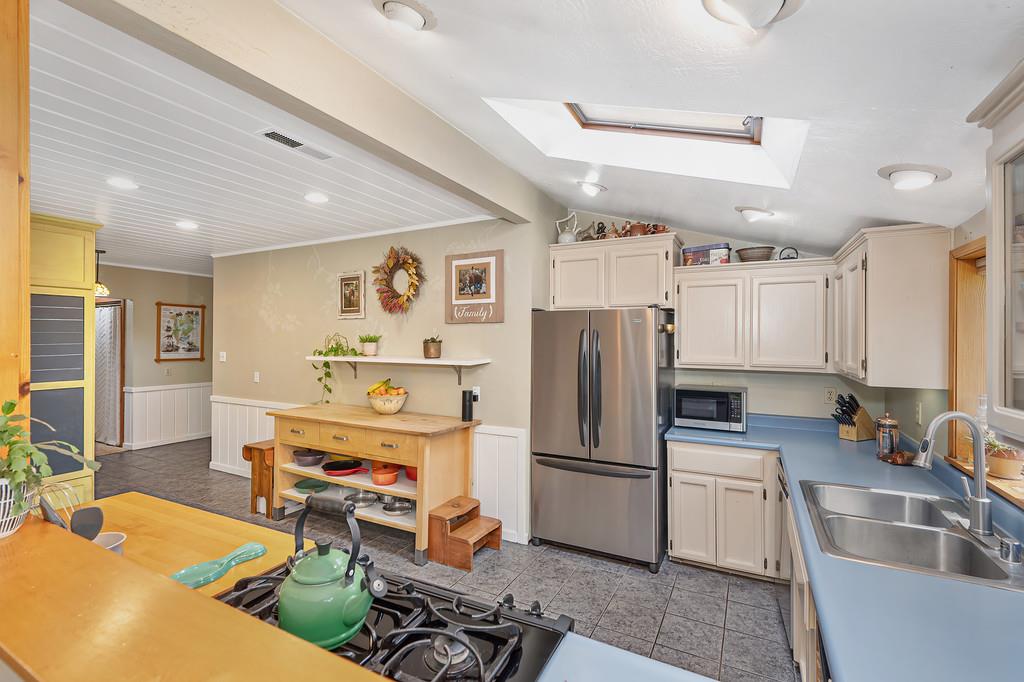 14067 Linden Road Grass Valley, CA 95945 - Photo 21 of 88