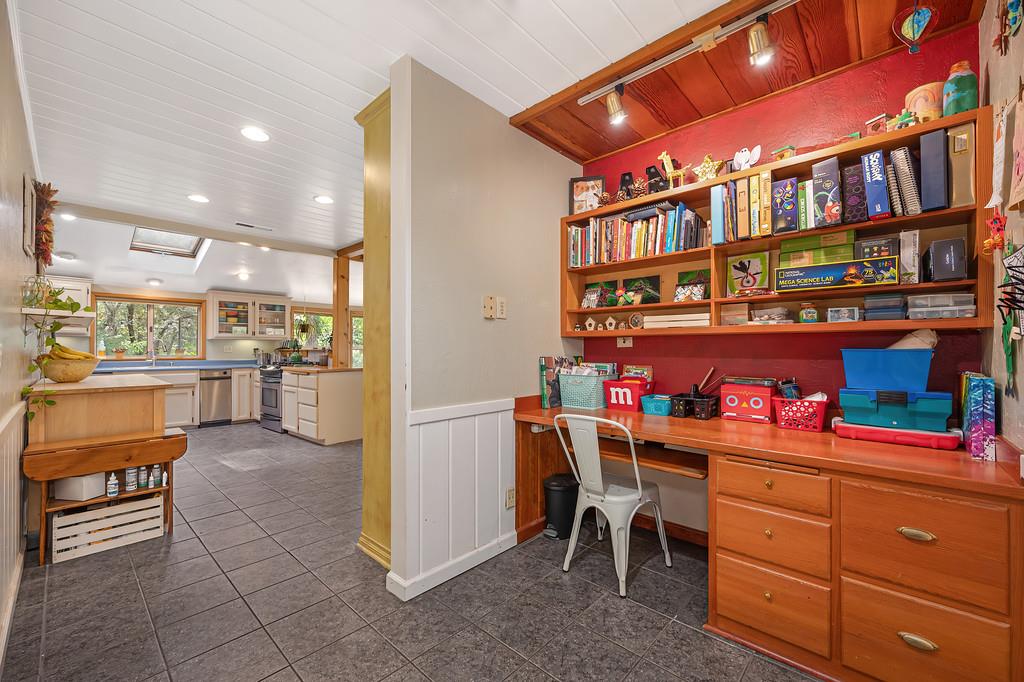 14067 Linden Road Grass Valley, CA 95945 - Photo 29 of 88