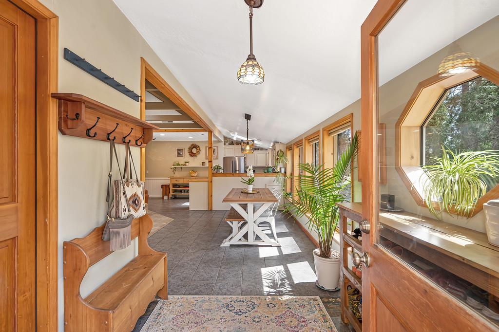 14067 Linden Road Grass Valley, CA 95945 - Photo 10 of 88