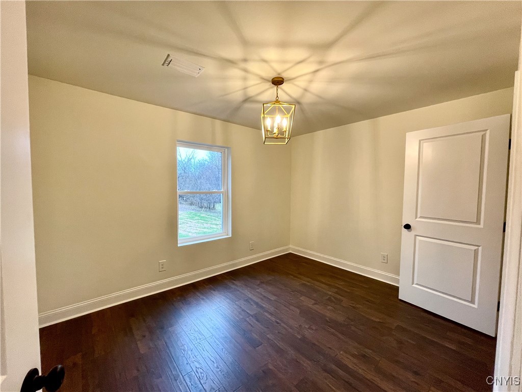 9666 Mallory Road New Hartford, NY 13413 - Photo 11 of 23