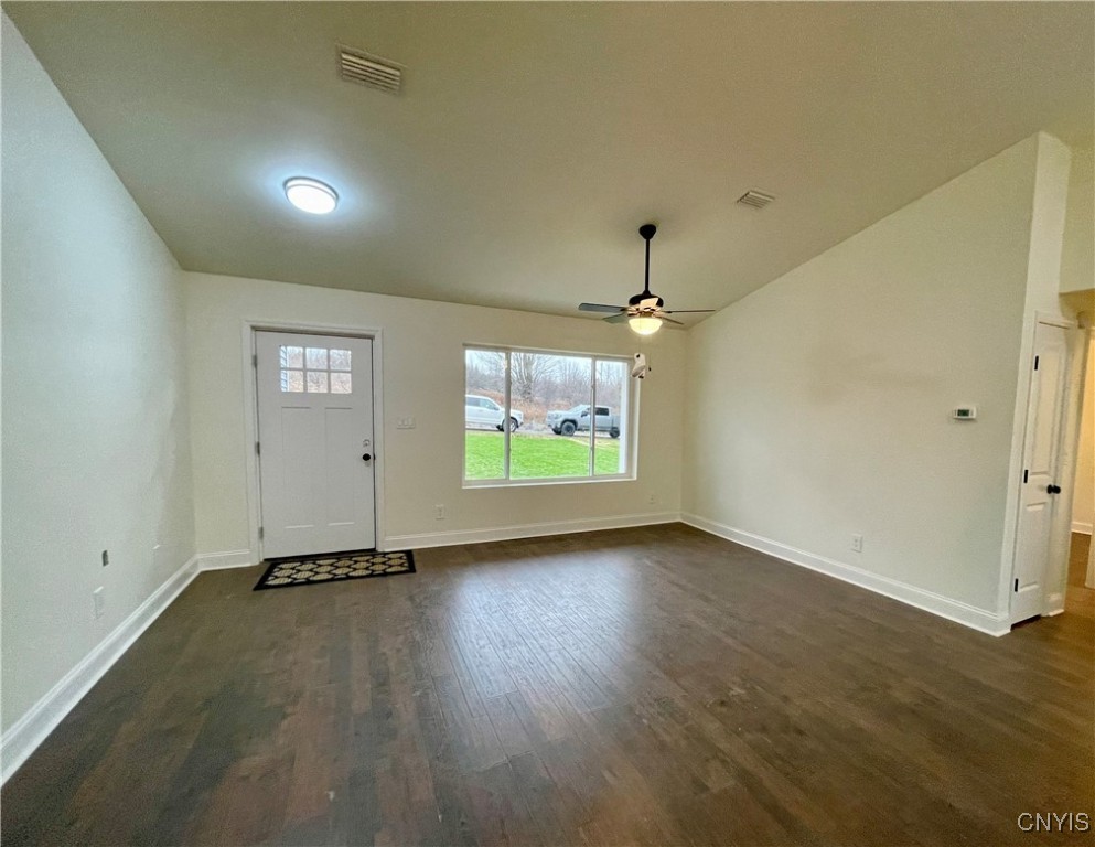 9666 Mallory Road New Hartford, NY 13413 - Photo 6 of 23