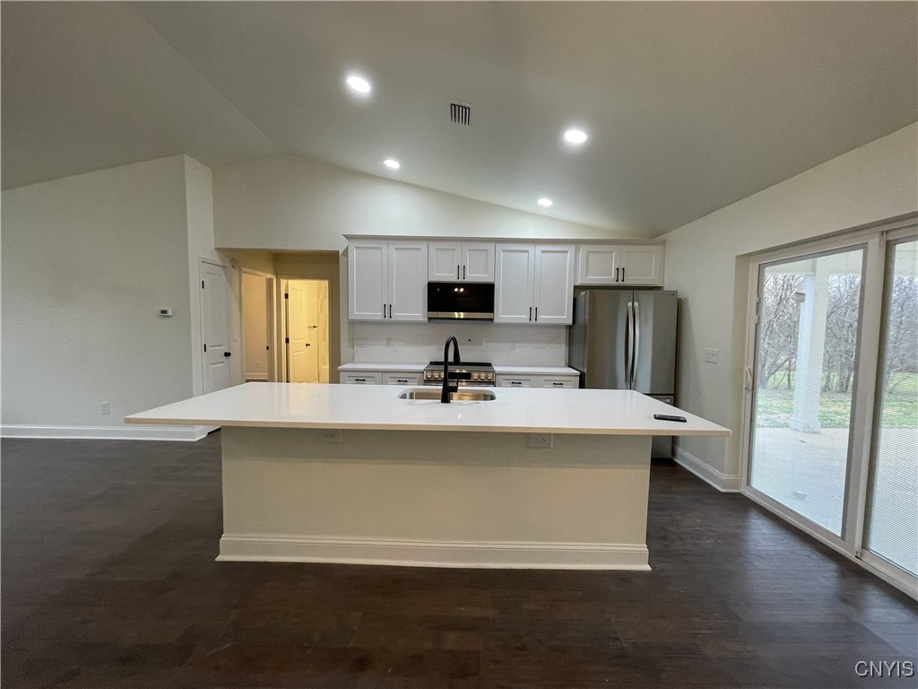 9666 Mallory Road New Hartford, NY 13413 - Photo 8 of 23