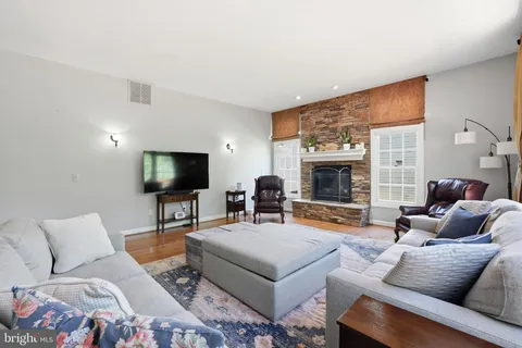 $5,950 | 5767 Bush Hill Drive, Alexandria, VA 22310