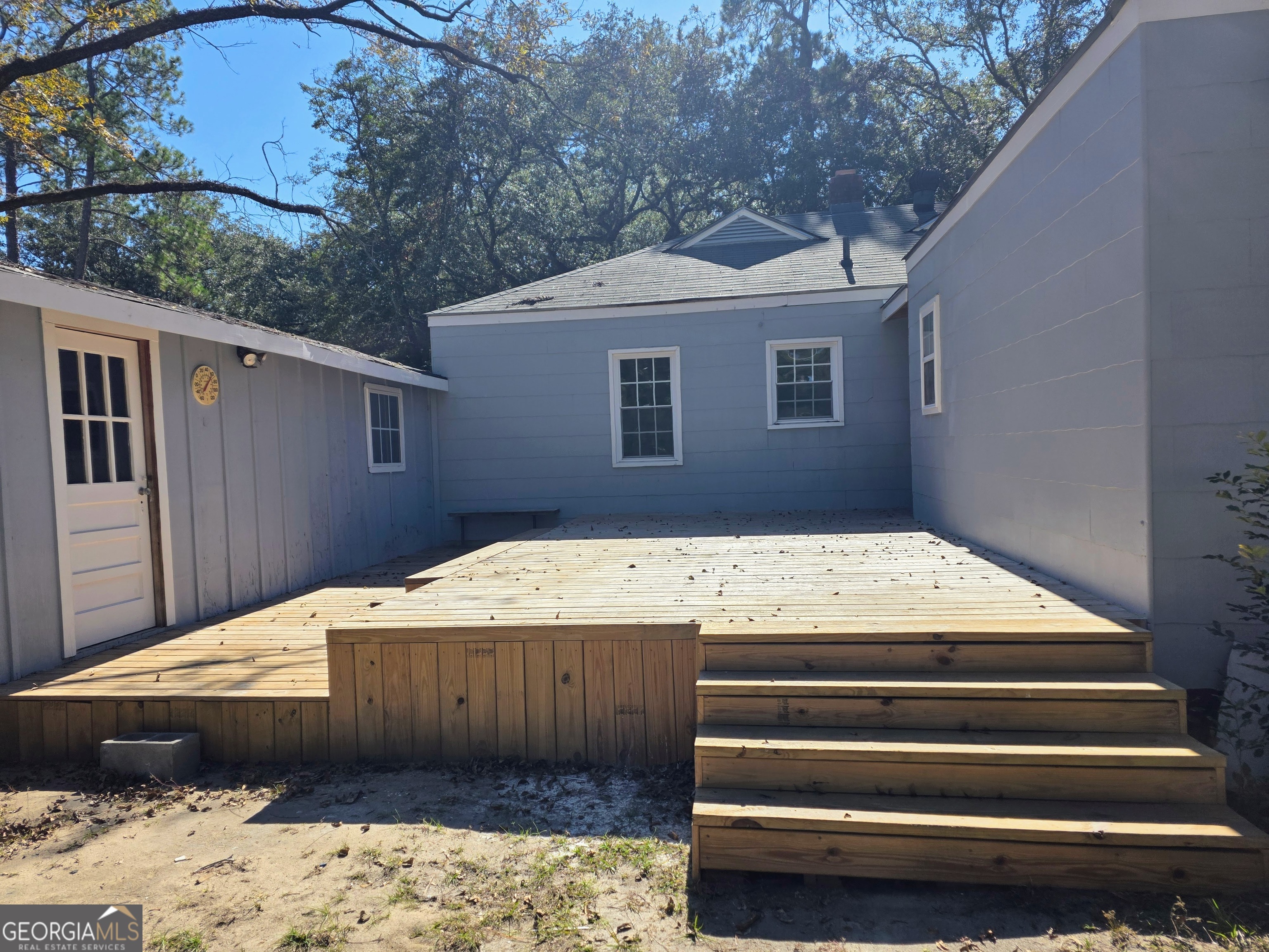 723 10th Avenue Albany, GA 31701 - Photo 23 of 23 a view of backyard with roof deck