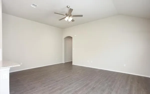 $1,650 | 3414 Scott Circle, Seguin, TX 78155