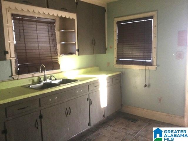 320 Blue Mountain Road Anniston, AL 36201 - Photo 7 of 36