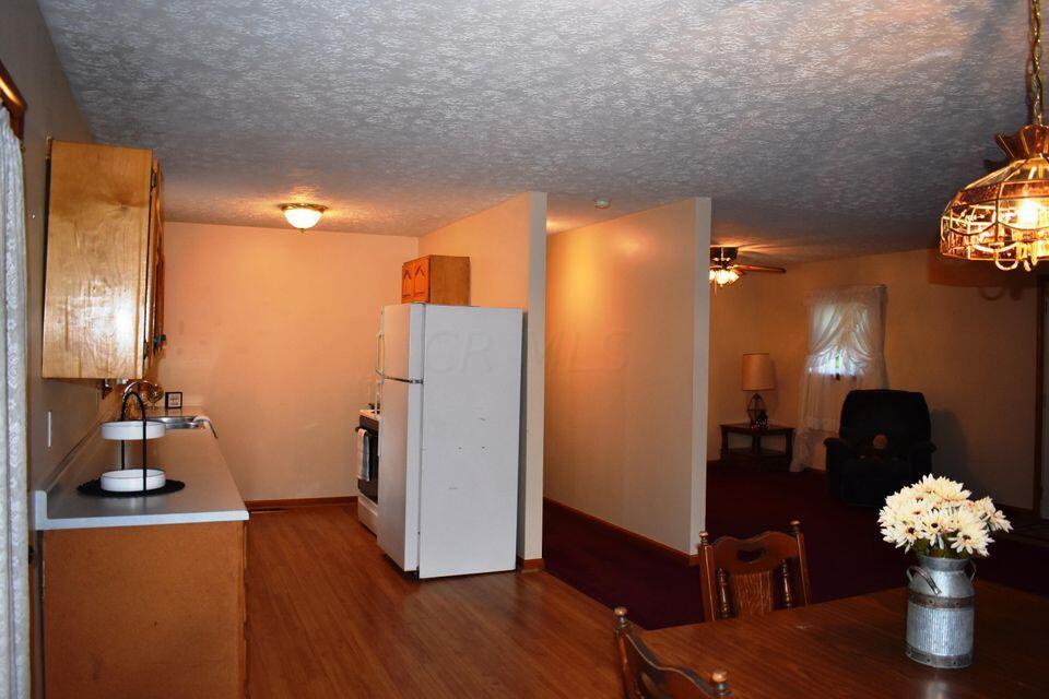 141 California Avenue Springfield, OH 45505 - Photo 9 of 29 9