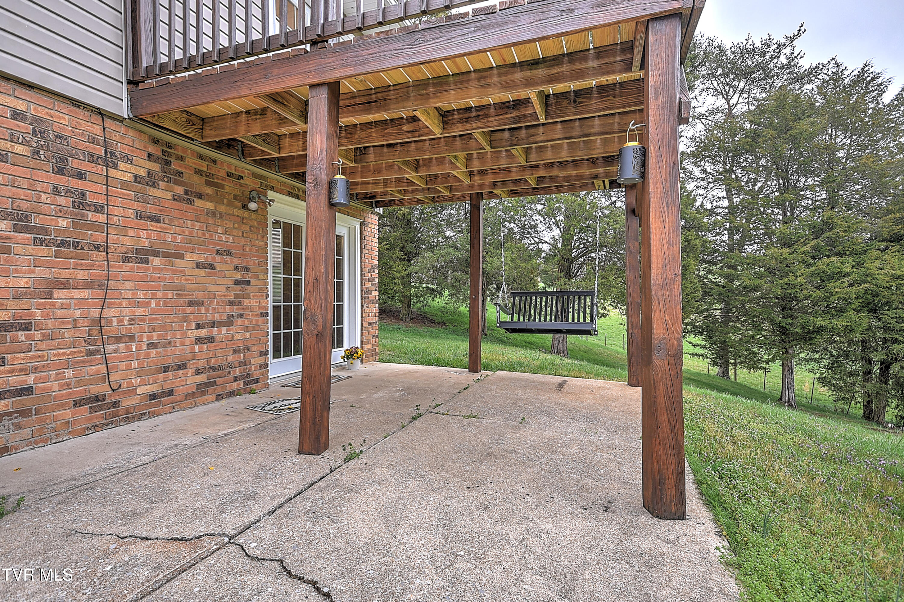 145 Pinecrest Road Church Hill, TN 37642 - Photo 33 of 45 145 Pinecrest Rd TV-42