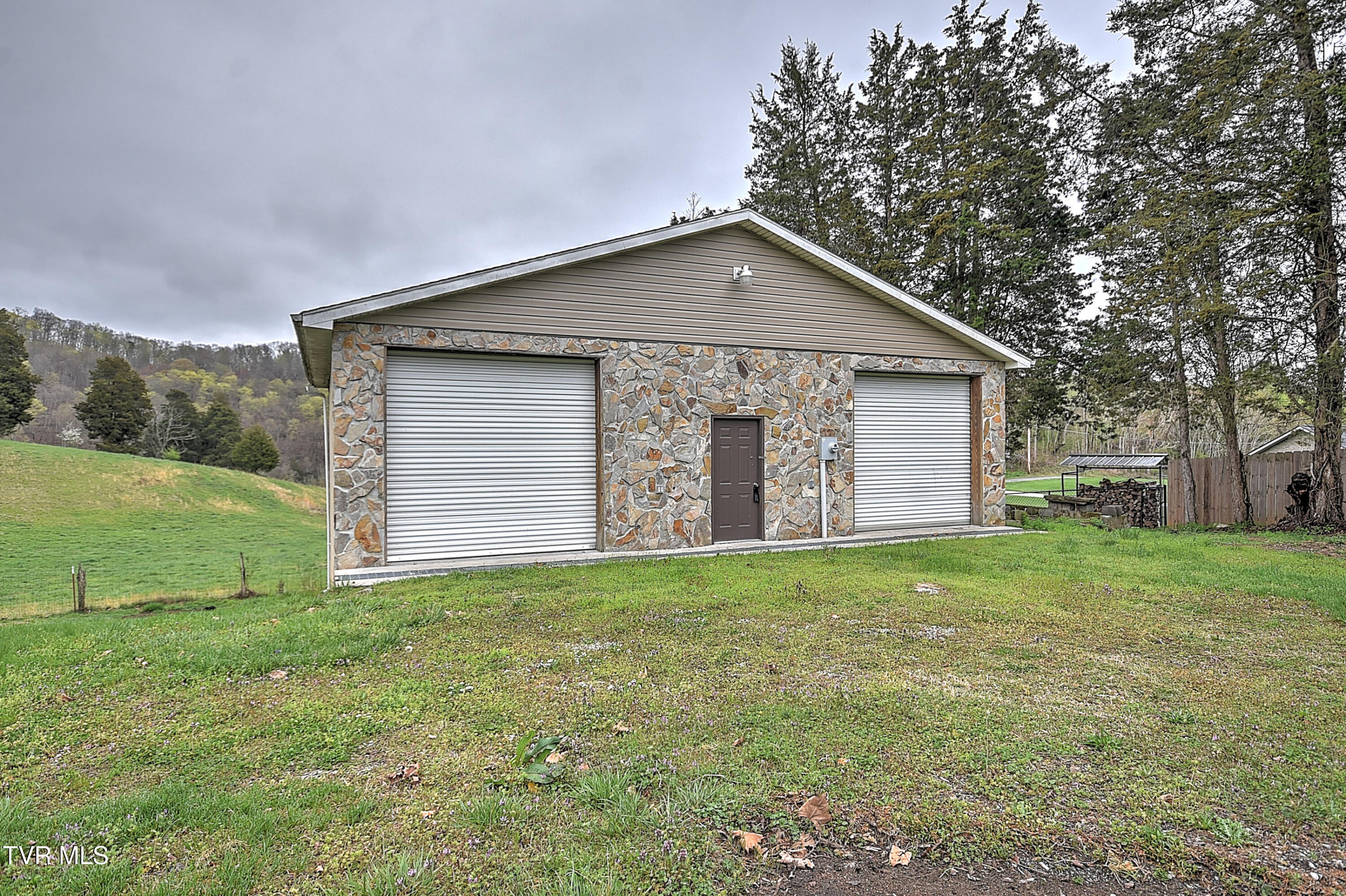 145 Pinecrest Road Church Hill, TN 37642 - Photo 35 of 45 145 Pinecrest Rd TV-39