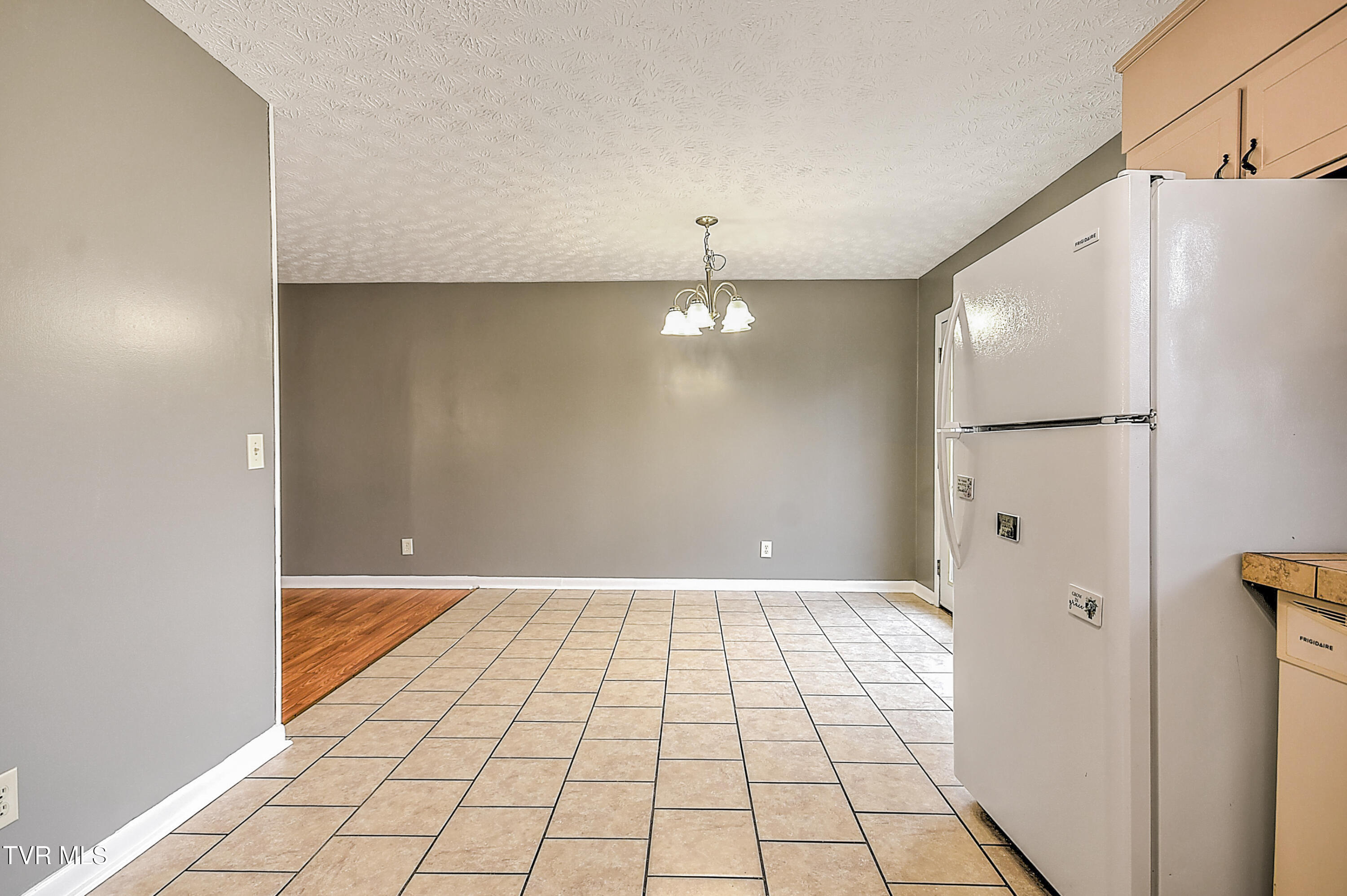 145 Pinecrest Road Church Hill, TN 37642 - Photo 10 of 45 145 Pinecrest Rd TV-14