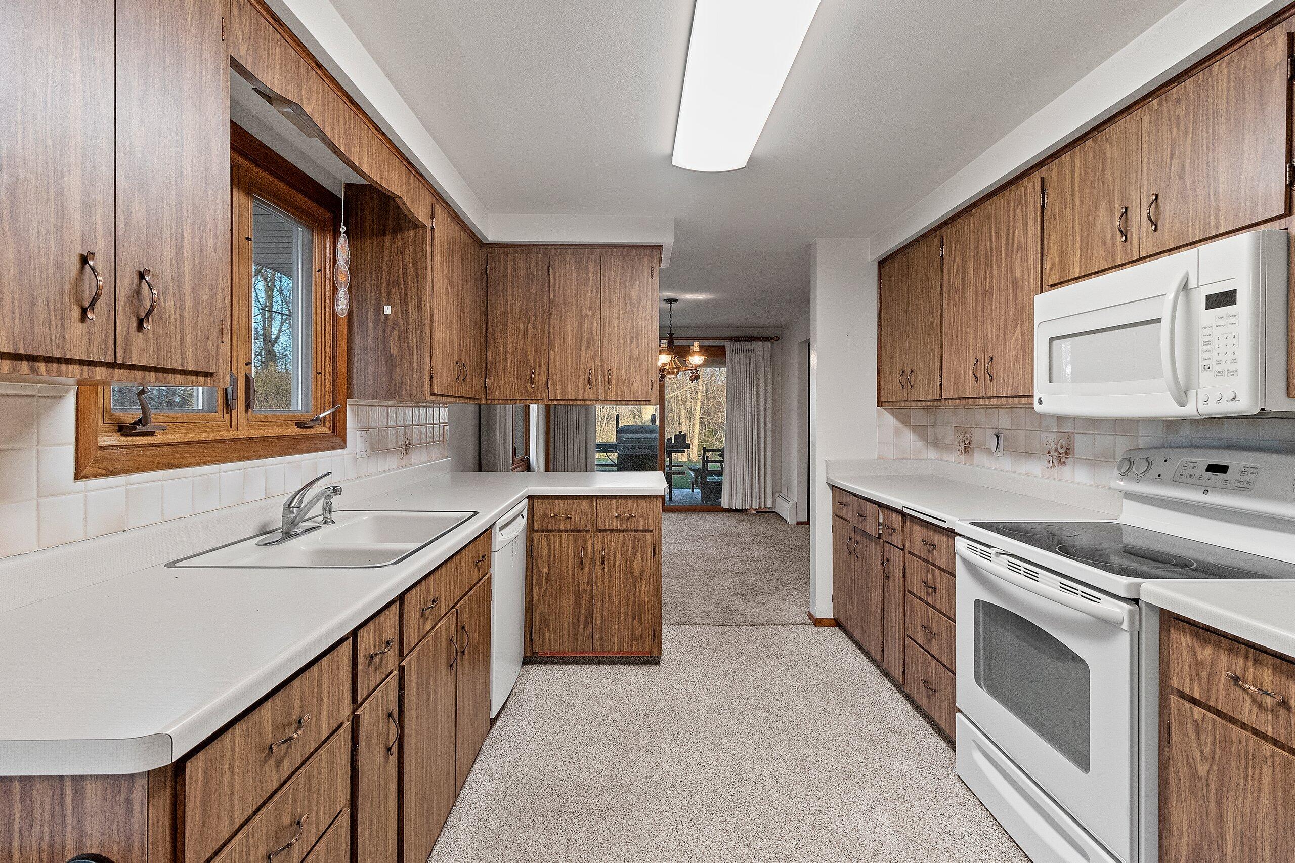 810 Shoto Road Two Rivers, WI 54241 - Photo 22 of 65 040-810ShotoRoad-TwoRivers-WI-54241-SMAL