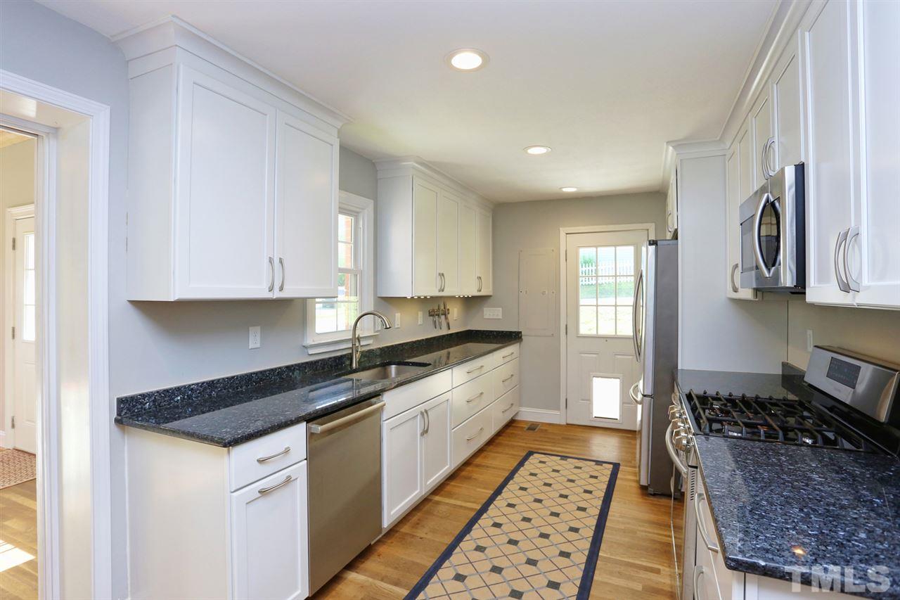 920 Dixie Trail Raleigh, NC 27607 - Photo 7 of 25