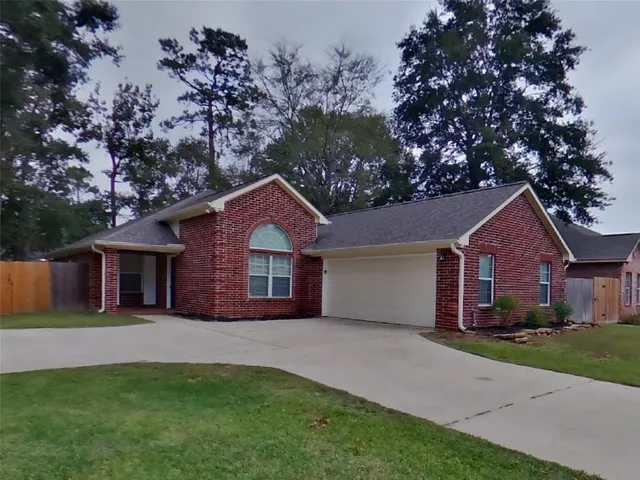 $1,789 | 729 Forest Ln Drive, Conroe, TX 77302