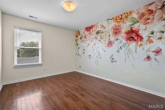 $3,250 | 4104 Olive Street, St. Louis, MO 63108