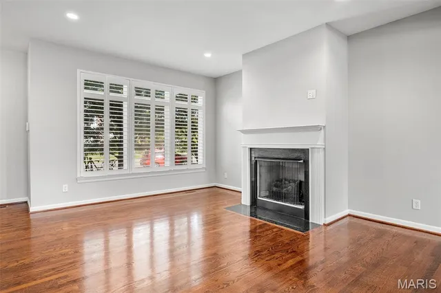 $3,250 | 4104 Olive Street, St. Louis, MO 63108