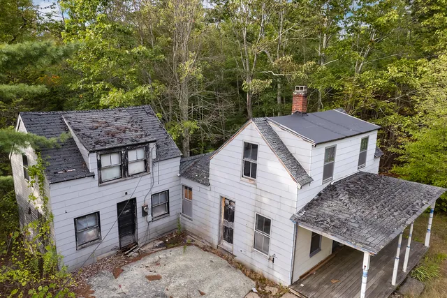 $350,000 | 350 Pine Hill Road, York, ME 03902
