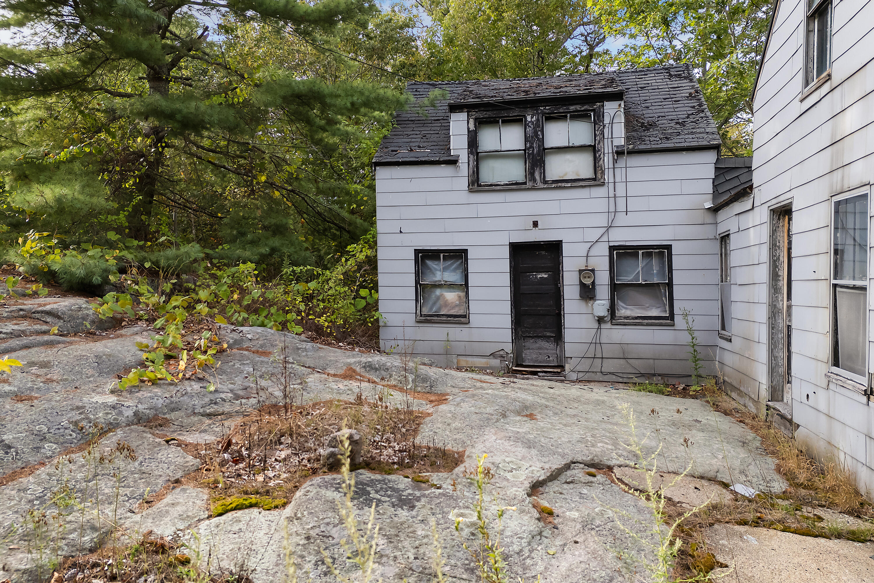 350 Pine Hill Road York, ME 03902 - Photo 8 of 24 350 Pine Hill Rd, Cape Neddick