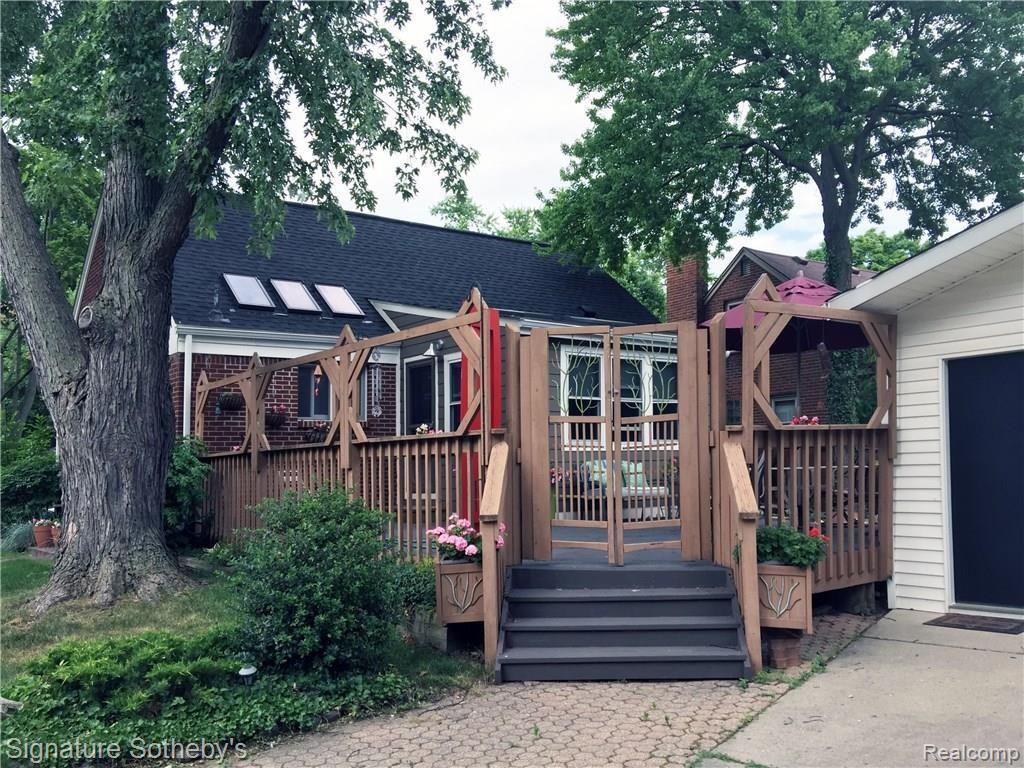 2010 Manchester Road Birmingham, MI 48009 - Photo 15 of 24 Gallery Image 15