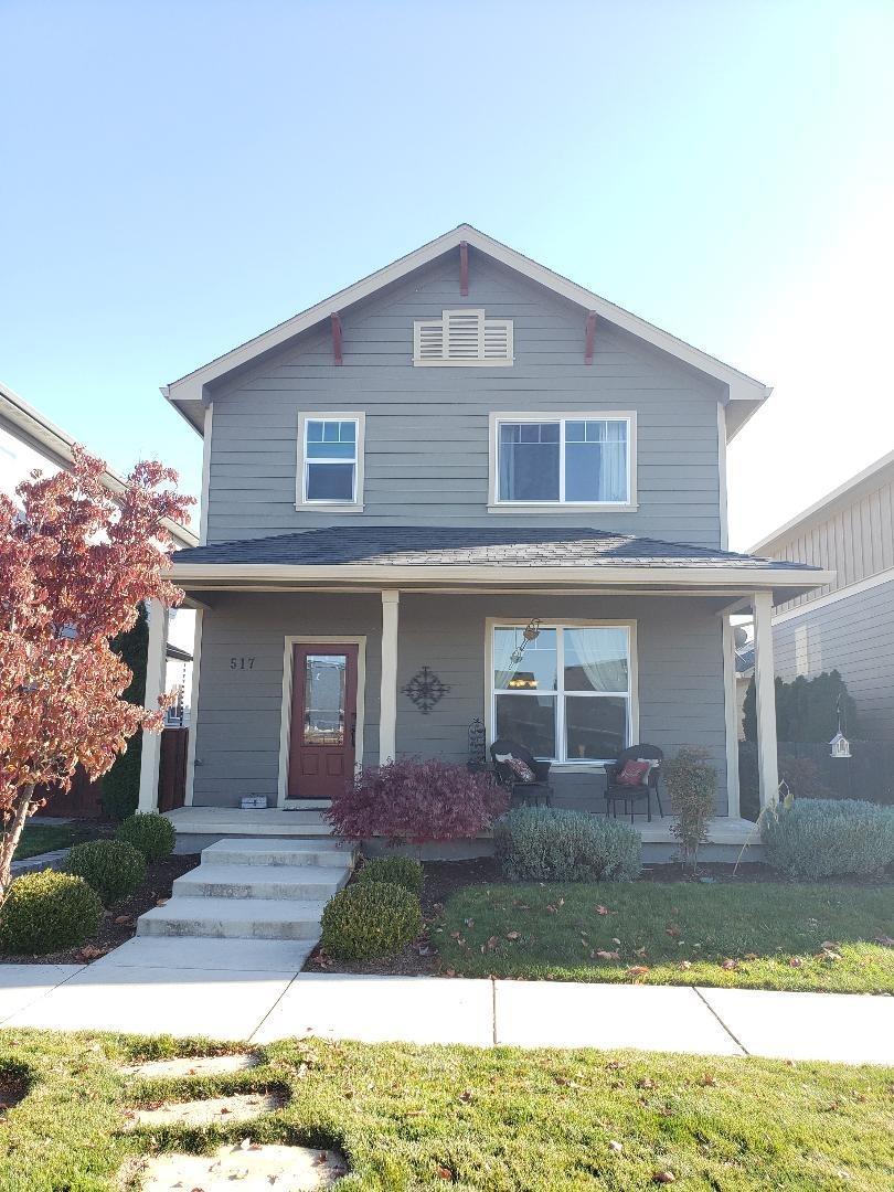 517 Buck Point Street Central Point, OR 97502 - Photo 1 of 12 Primary Photo