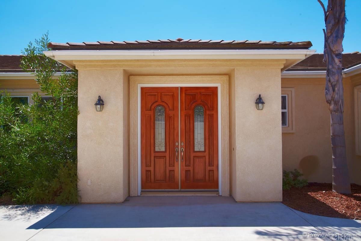 4680 Sleeping Indian Road Fallbrook, CA 92028 - Photo 3 of 24