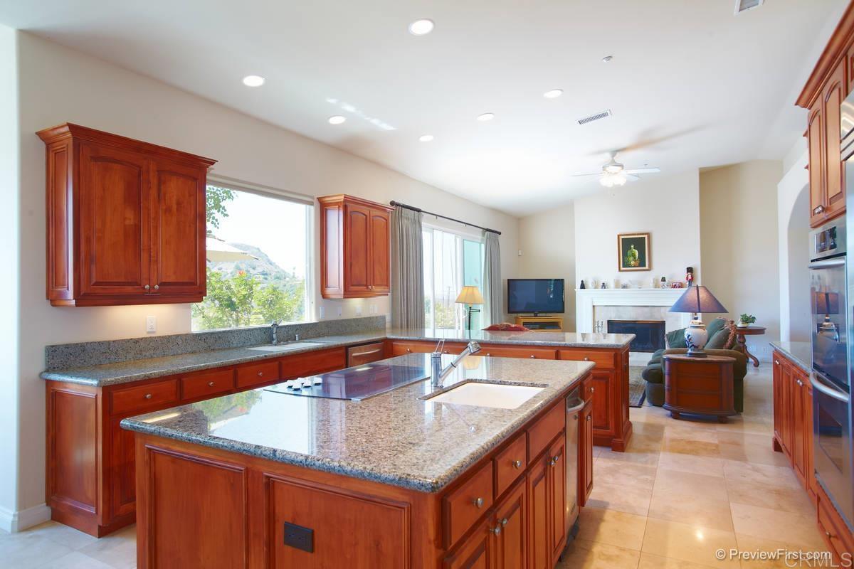 4680 Sleeping Indian Road Fallbrook, CA 92028 - Photo 10 of 24