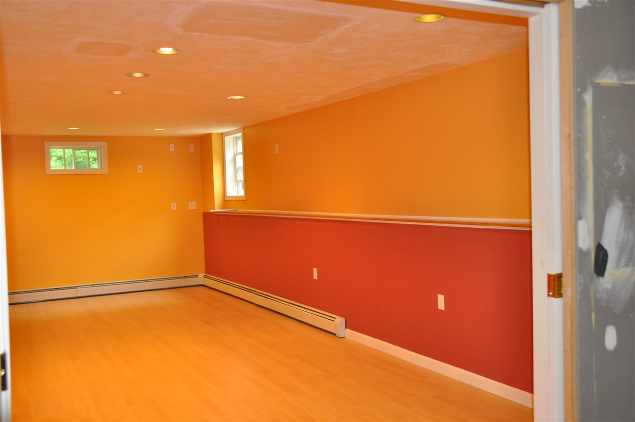 8 Springhead Lane Hampton, NH 03842 - Photo 27 of 35