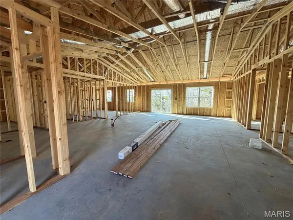 $320,000 | 13258 Hillview Lane, Dixon, MO 65459