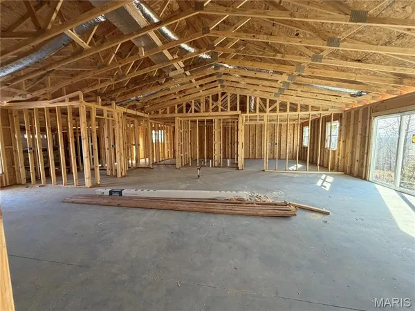 $320,000 | 13258 Hillview Lane, Dixon, MO 65459