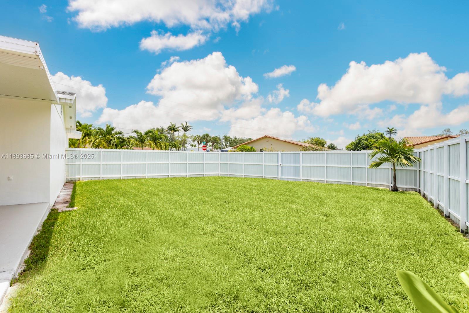 10770 Southwest 26th Street Miami, FL 33165 - Photo 34 of 35 a view of an outdoor space and deck