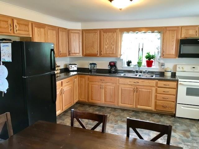 192 Benton Road Albion, ME 04910 - Photo 4 of 23 Kitchen