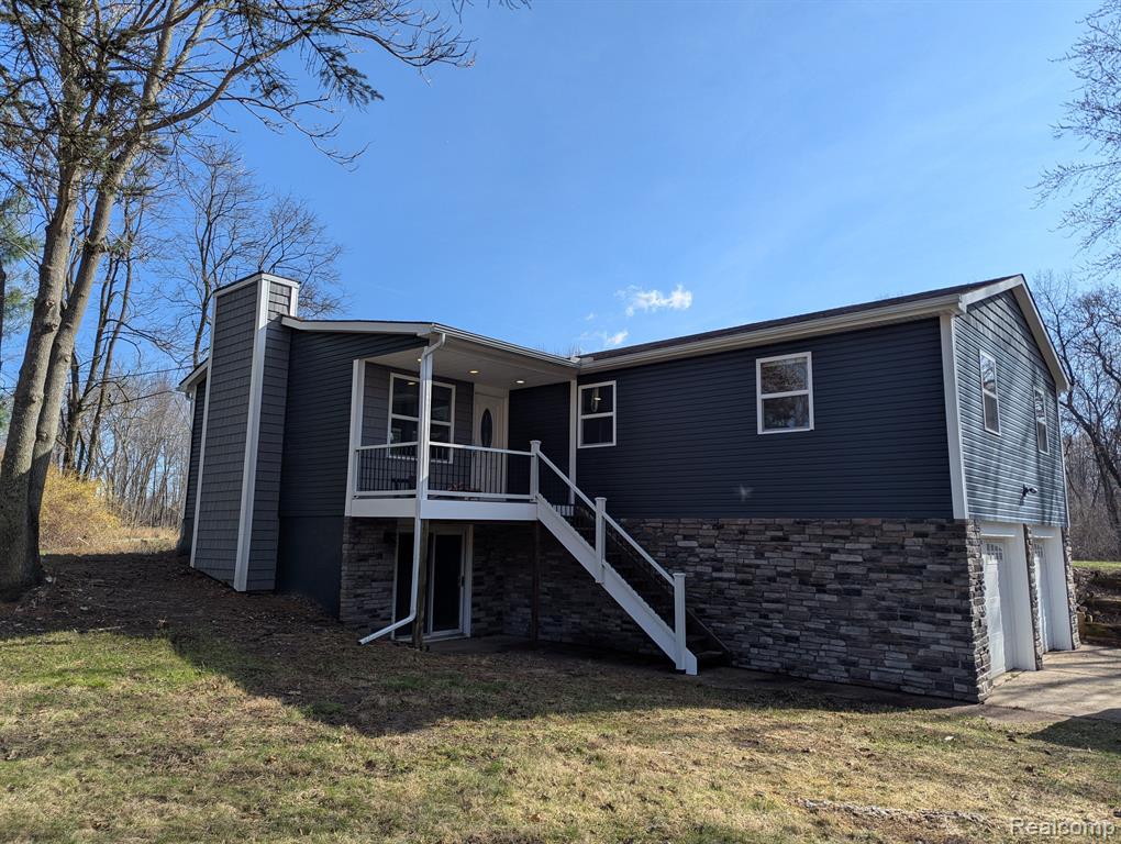 14191 Seymour Road Linden, MI 48451 - Photo 1 of 58