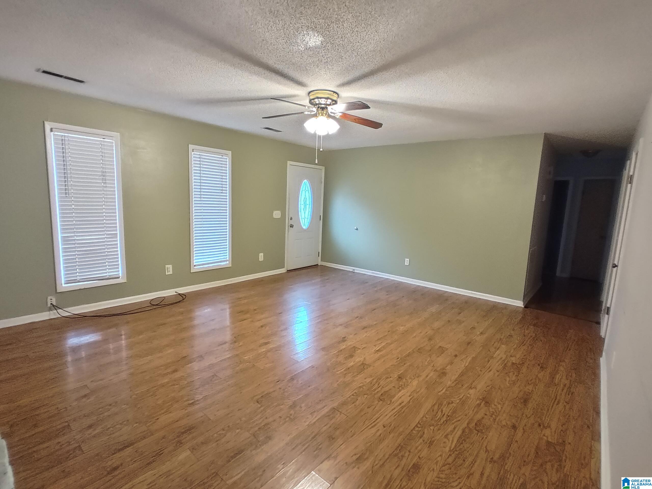 325 Fran Drive Alabaster, AL 35007 - Photo 5 of 18