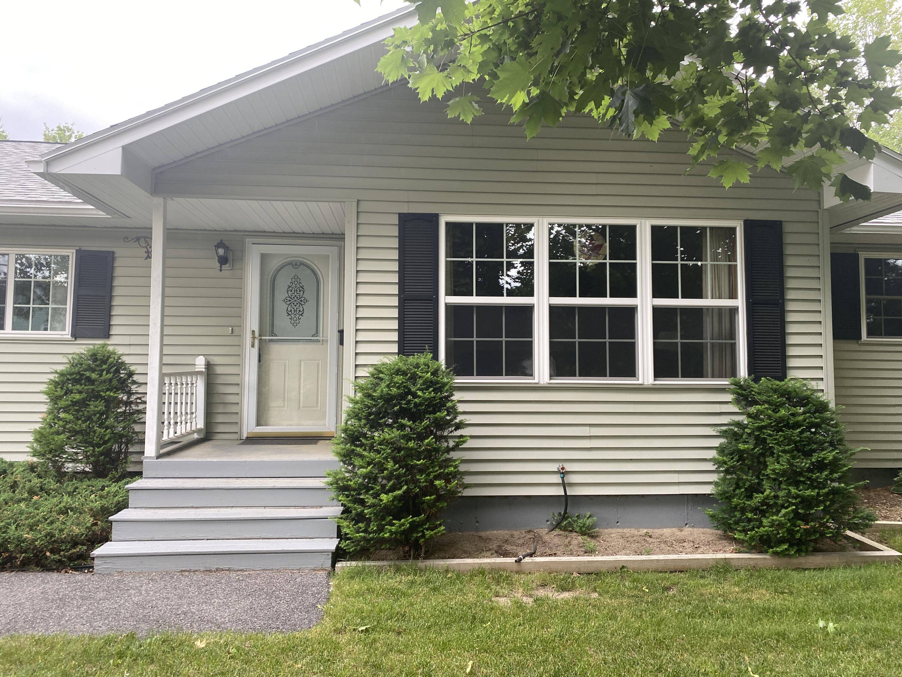 132 Lee Road Lincoln, ME 04457 - Photo 2 of 26 2