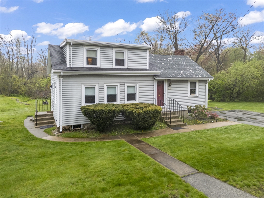 105 Ann Vinal Road Scituate, MA 02066 - Photo 2 of 26