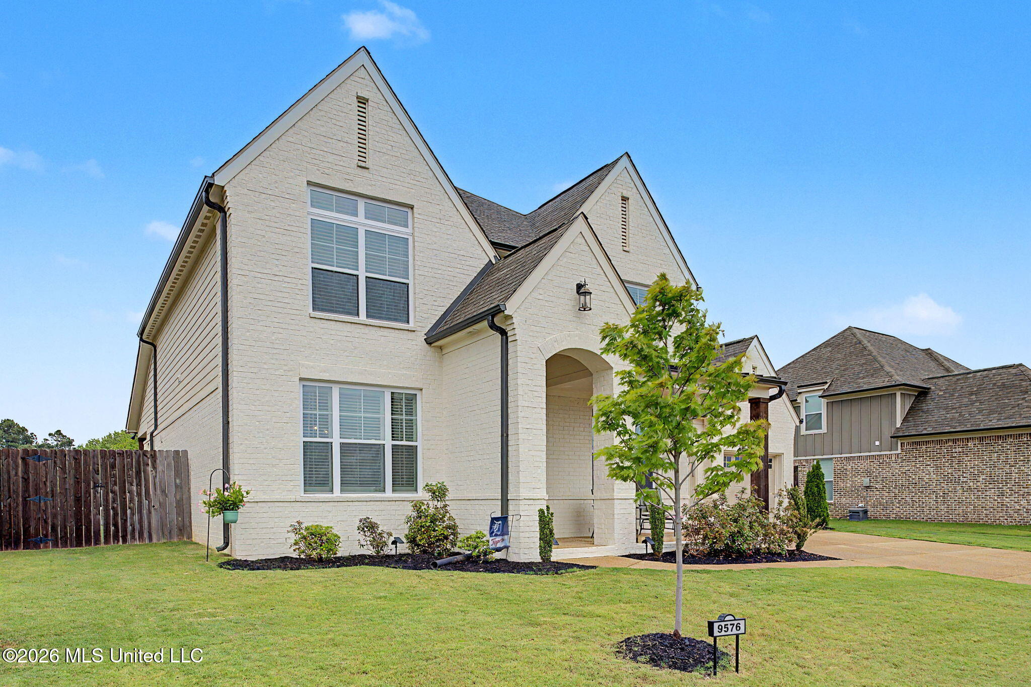 9576 Silo Pk Road Olive Branch, MS 38654 - Photo 4 of 47 4-web-or-mls-9576 Silo Pk Rd-3