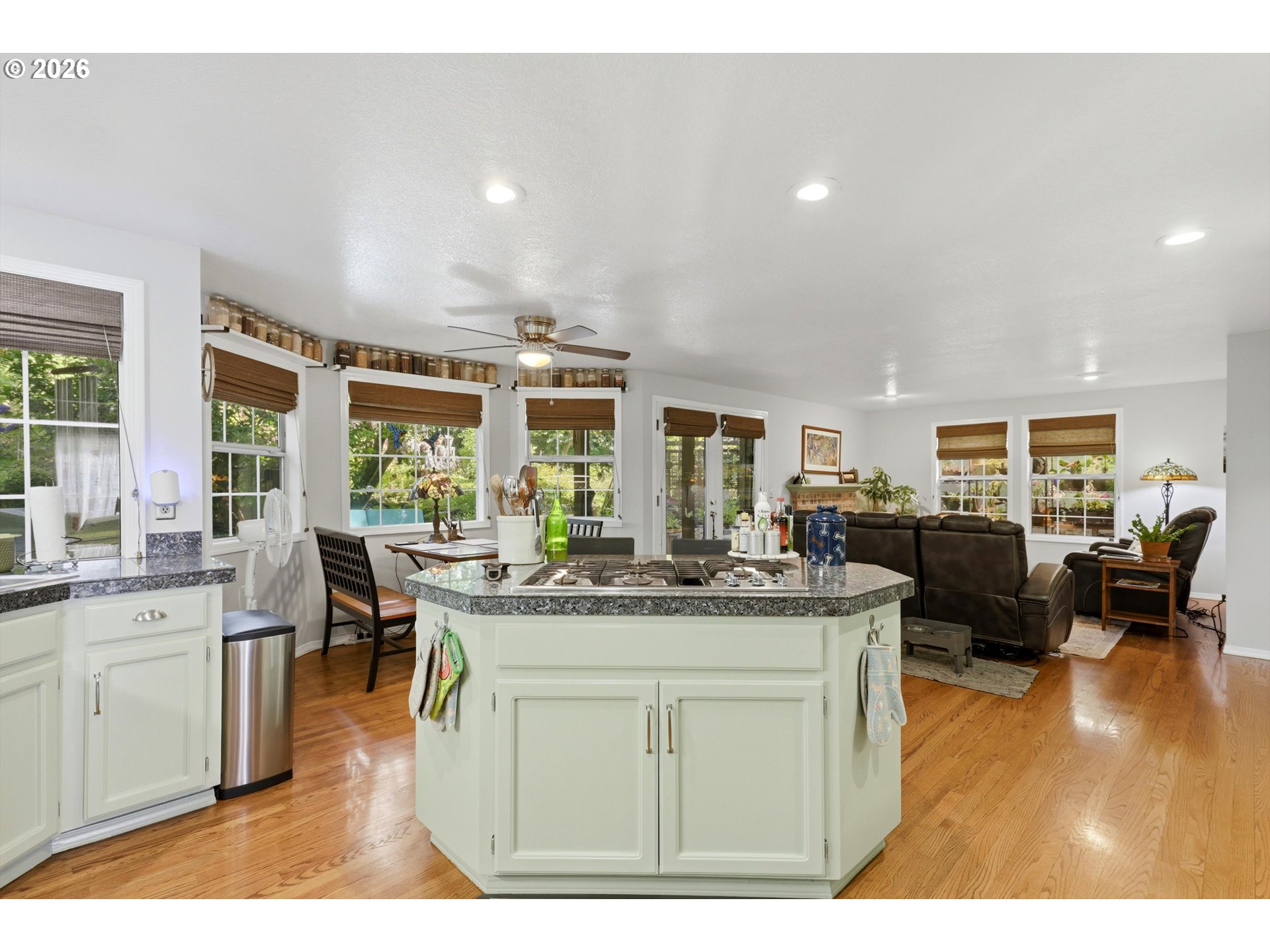6506 Apollo Road West Linn, OR 97068 - Photo 11 of 45