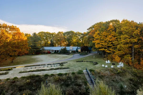 $2,000,000 | 1461 North Eagle Highway, Lake Leelanau, MI 49653