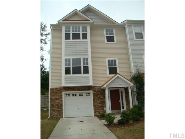 11922 Field Towne Lane Raleigh, NC 27614 - Photo 1 of 18 Photo 1