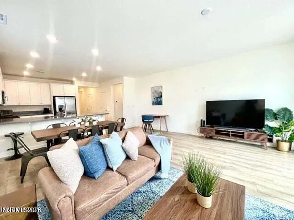 $2,795 | 1993 Zidane Drive, Sparks, NV 89436