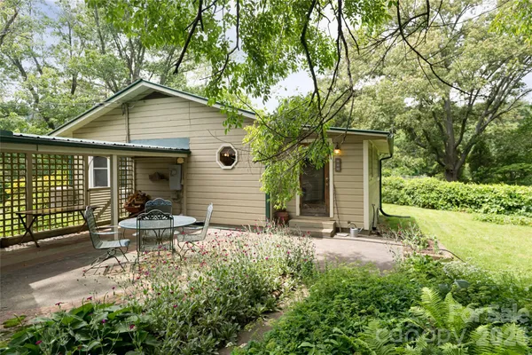 $605,000 | 75 Cisco Road, Asheville, NC 28805
