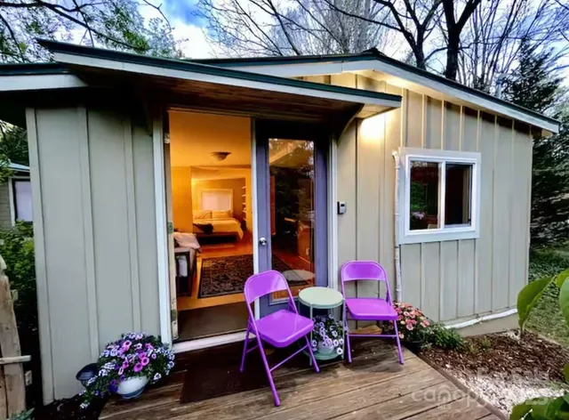 $615,000 | 75 Cisco Road, Asheville, NC 28805