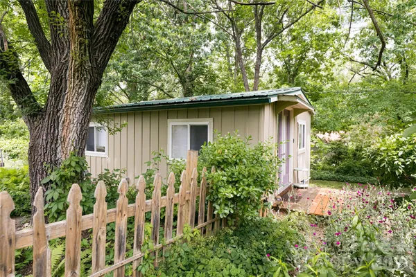 $605,000 | 75 Cisco Road, Asheville, NC 28805