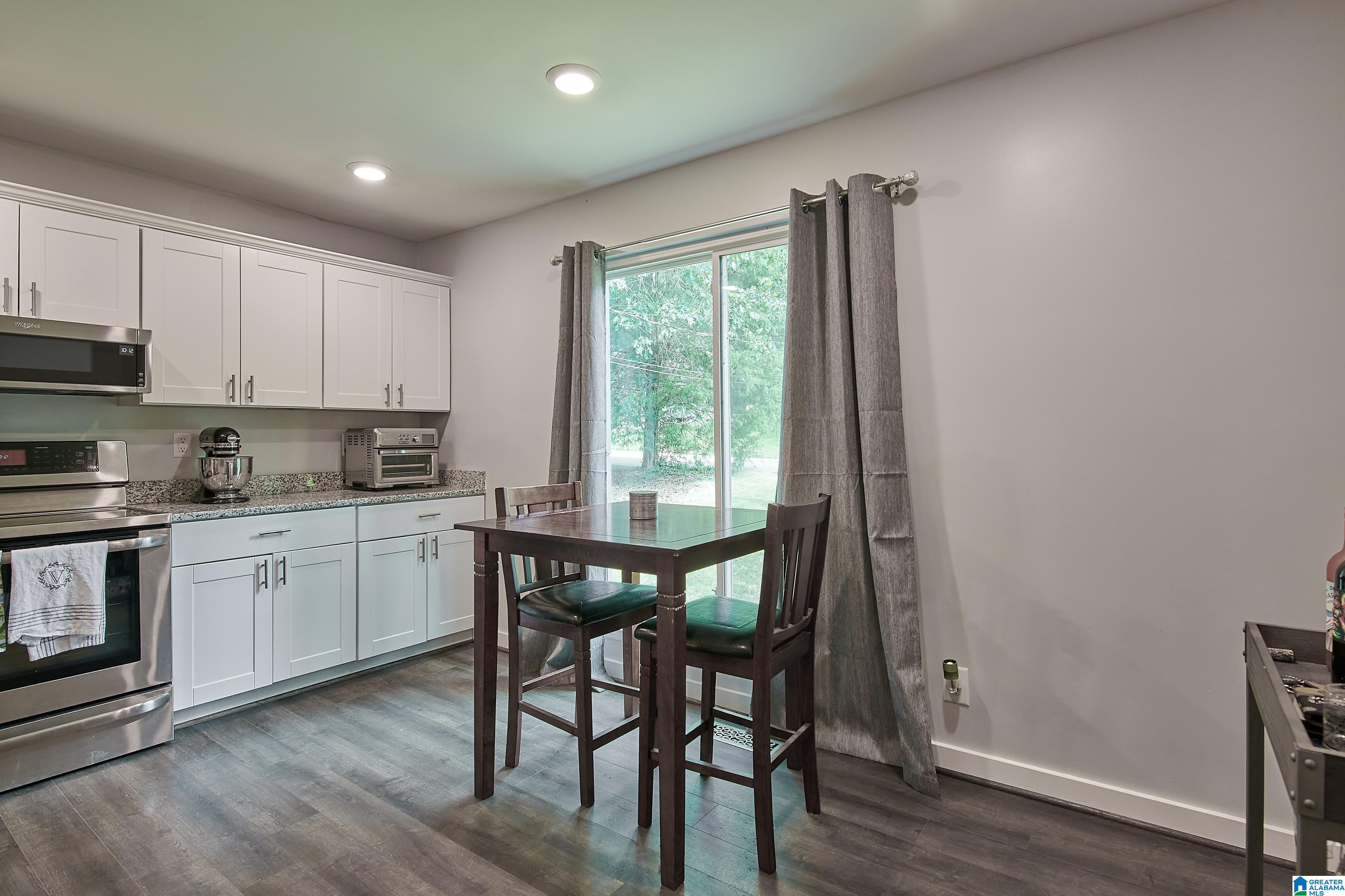 5645 Hampton Road Birmingham, AL 35210 - Photo 6 of 46