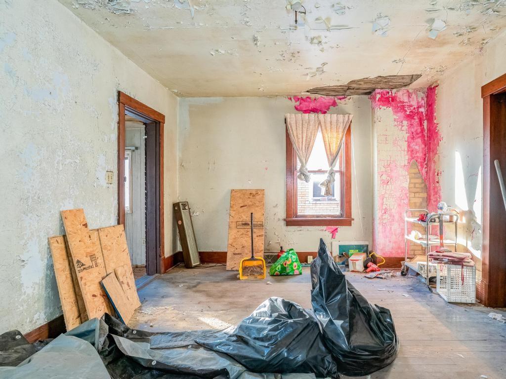 614 8th Street Beaver Falls, PA 15010 - Photo 5 of 14