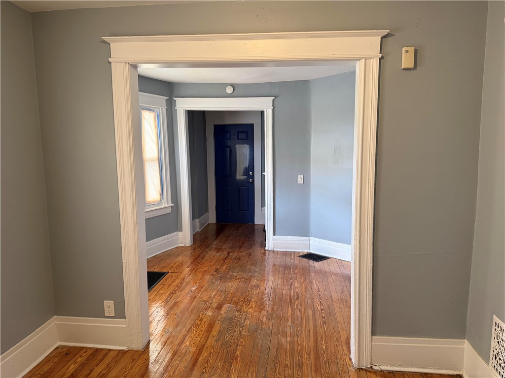 161 South Union Street Rochester, NY 14607 - Photo 3 of 14