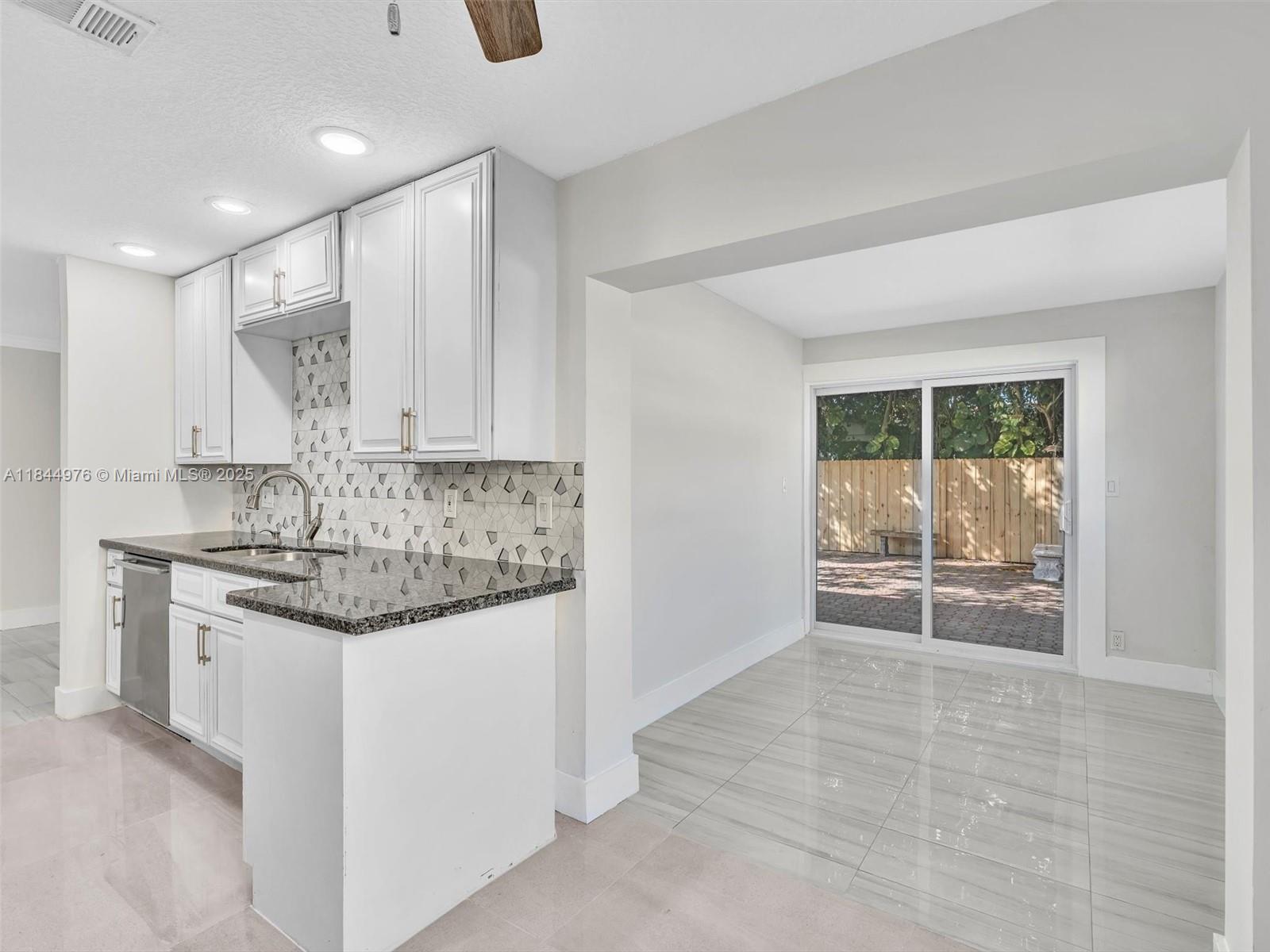 22571 Southwest 65th Avenue Boca Raton, FL 33428 - Photo 23 of 46
