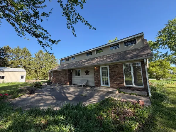 $479,900 | 2761 County Road 1700 North, Ogden, IL 61859