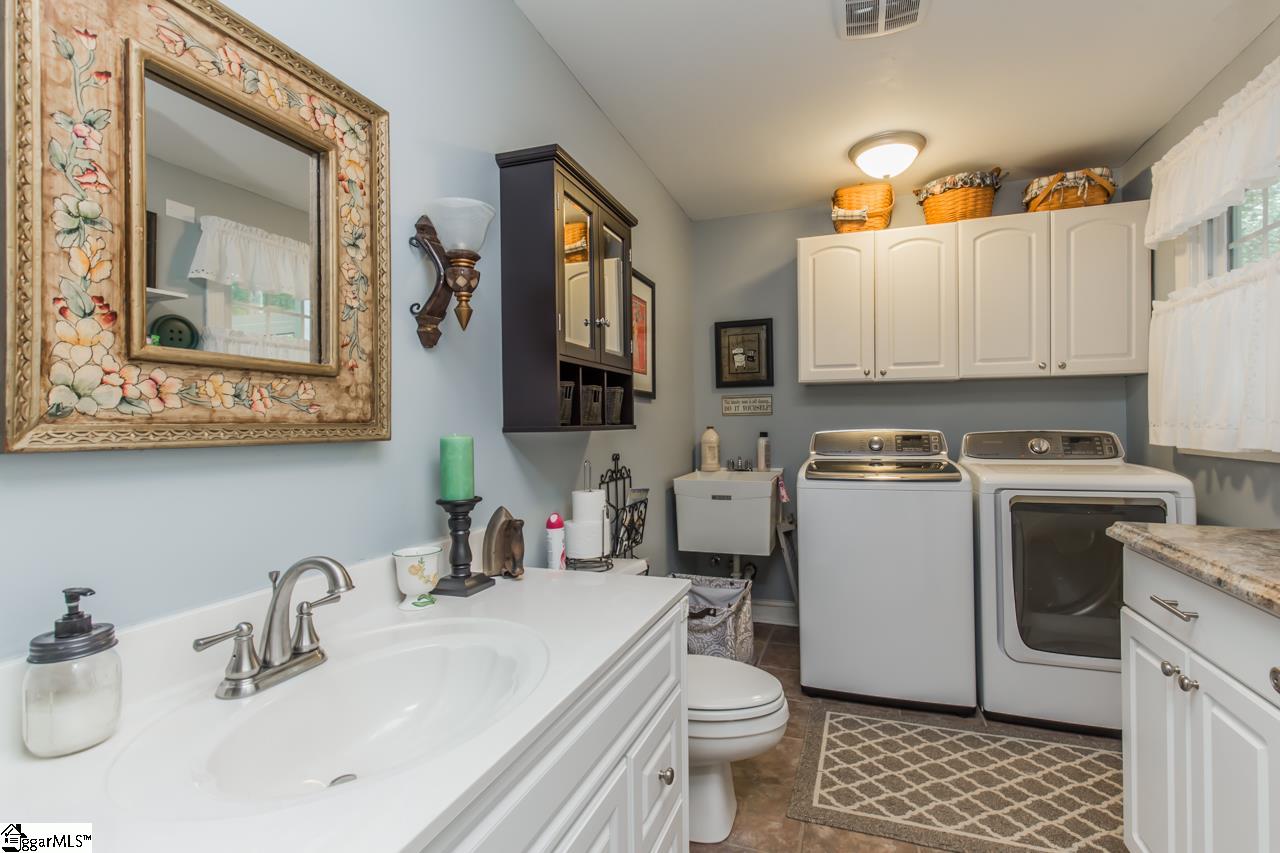 281 Weatherly Road Inman, SC 29349 - Photo 15 of 36